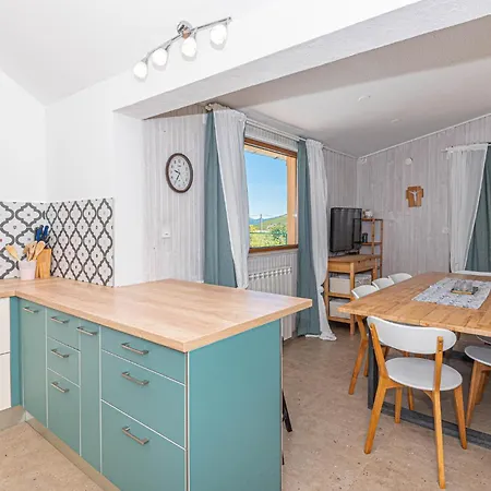 3 Bedroom Amazing In Vakantiehuis